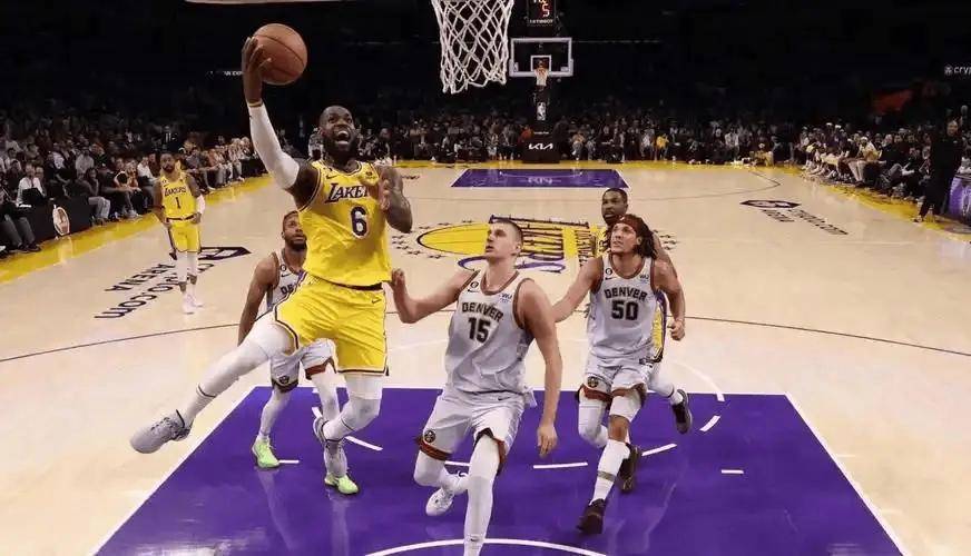 穆雷焦点对战，詹姆斯与70激战热火分钟，出色防守胜负难料！